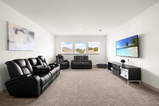 121 Starfire DR, Dripping Springs, TX 78620