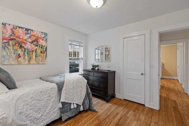 289 Malletts Bay Avenue, Winooski, VT 05404
