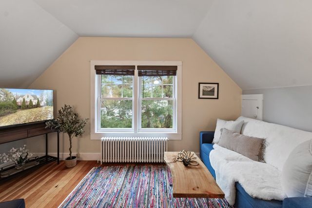 289 Malletts Bay Avenue, Winooski, VT 05404
