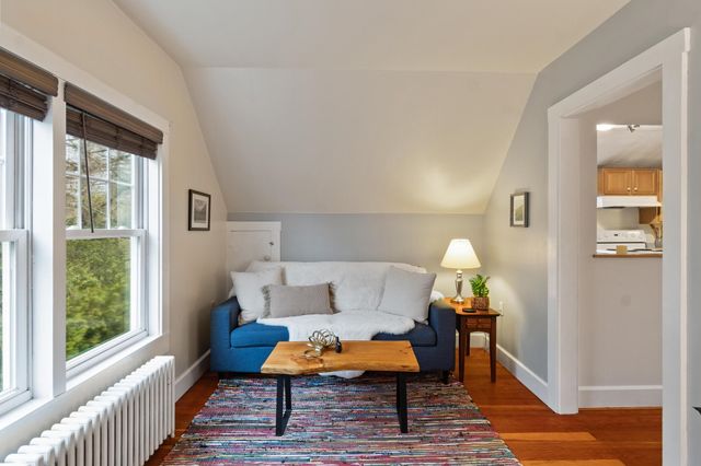 289 Malletts Bay Avenue, Winooski, VT 05404
