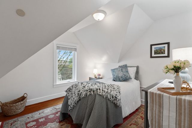 289 Malletts Bay Avenue, Winooski, VT 05404