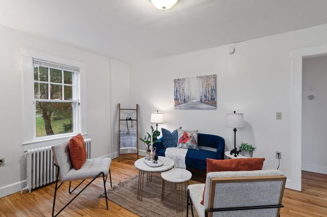 289 Malletts Bay Avenue, Winooski, VT 05404