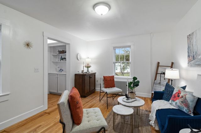 289 Malletts Bay Avenue, Winooski, VT 05404