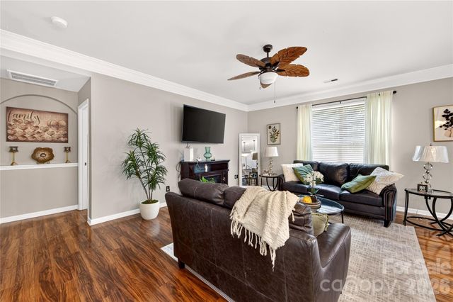 424 Anvil Draw Place, Rock Hill, SC 29730