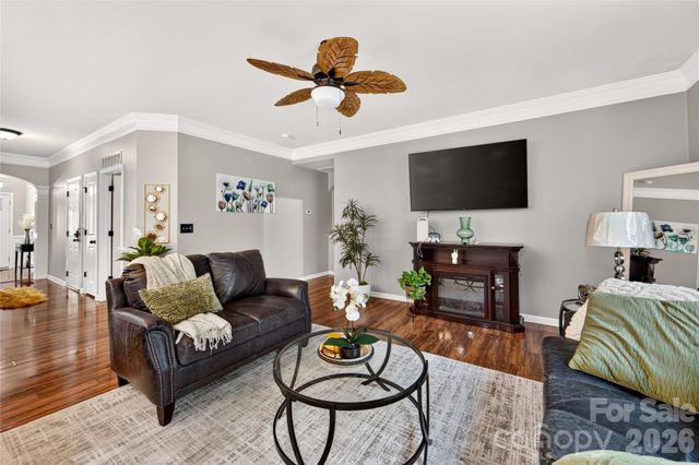 424 Anvil Draw Place, Rock Hill, SC 29730