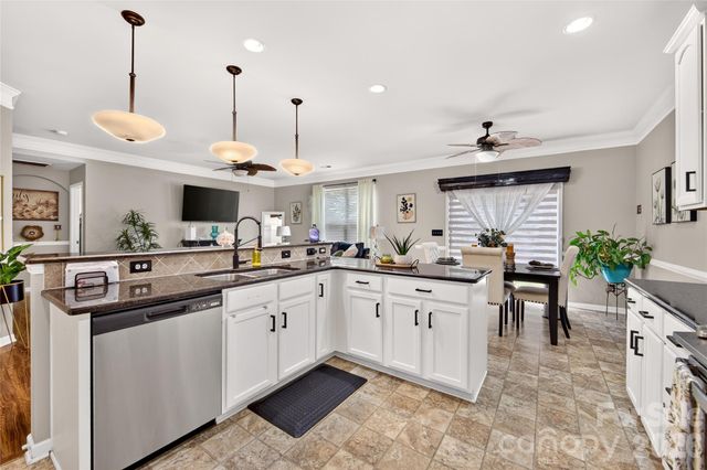 424 Anvil Draw Place, Rock Hill, SC 29730