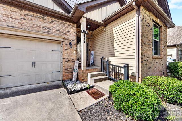 424 Anvil Draw Place, Rock Hill, SC 29730