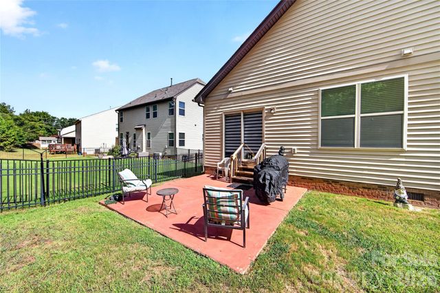 424 Anvil Draw Place, Rock Hill, SC 29730