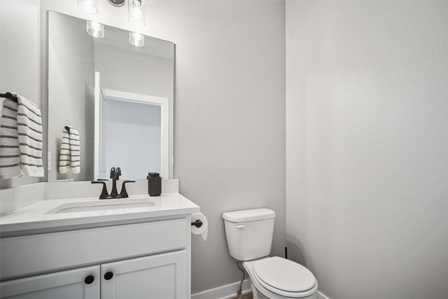 15304 Bellflower Lane, Urbandale, IA 50323