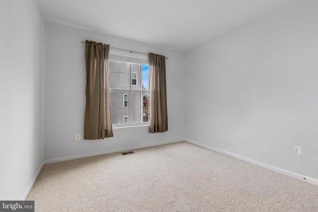 9409 STONEWALL RD, Manassas, VA 20110