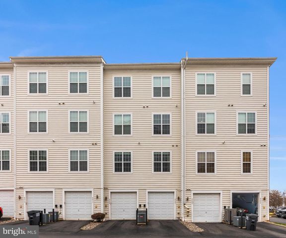 9409 STONEWALL RD, Manassas, VA 20110