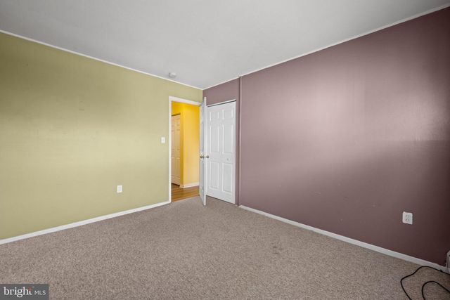 47 GLENWOOD LN, Levittown, PA 19055