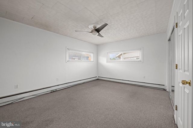 47 GLENWOOD LN, Levittown, PA 19055