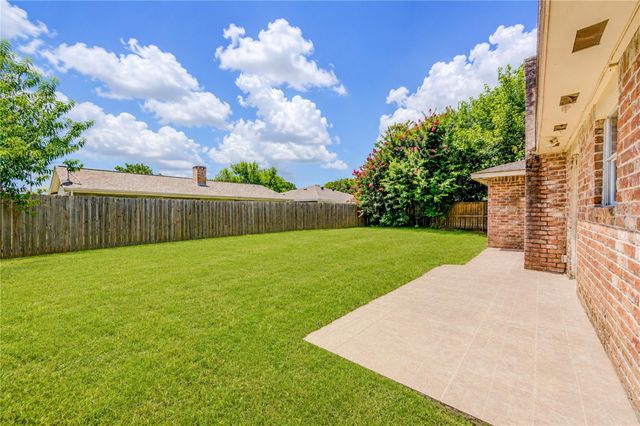 9915 Towne Tower Lane, Sugar Land, TX 77498