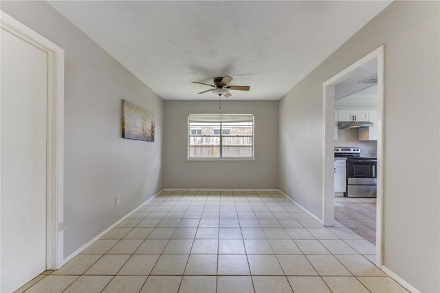9915 Towne Tower Lane, Sugar Land, TX 77498