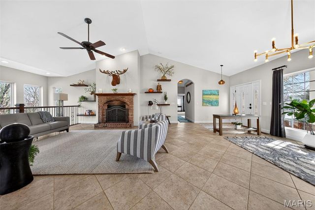 57 Aspen Ridge Court, St Peters, MO 63376