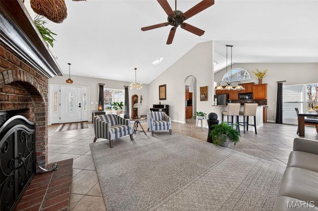 57 Aspen Ridge Court, St Peters, MO 63376