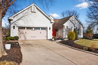 57 Aspen Ridge Court, St Peters, MO 63376