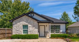 1032 Blueridge Dr, Canyon Lake, TX 78133