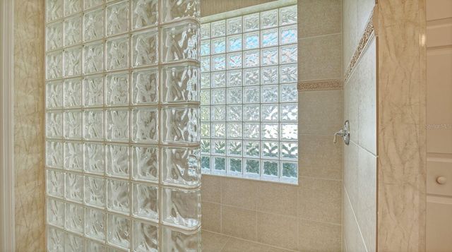 6734 PEBBLE BEACH WAY, Lakewood Ranch, FL 34202