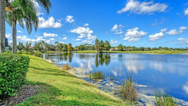 6734 PEBBLE BEACH WAY, Lakewood Ranch, FL 34202