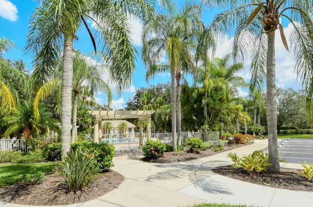 6734 PEBBLE BEACH WAY, Lakewood Ranch, FL 34202