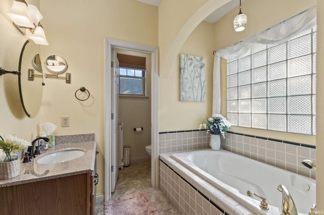 625 S Park Ridge Road, Bloomington, IN 47401