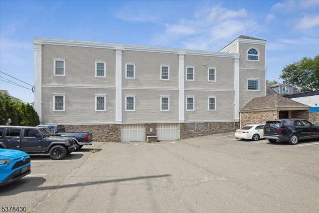445 Van Houten Ave 101, Passaic City, NJ 07055