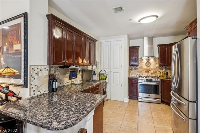 445 Van Houten Ave 101, Passaic City, NJ 07055