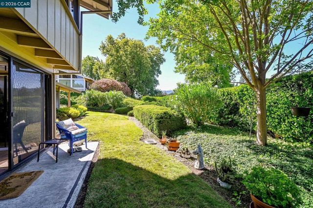 2055 Cactus Ct 2, Walnut Creek, CA 94595