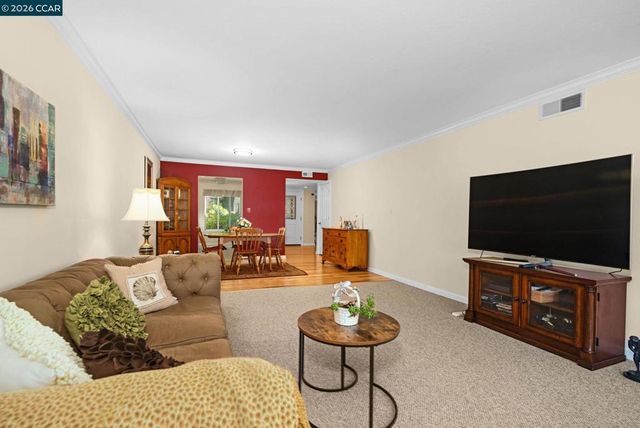 2055 Cactus Ct 2, Walnut Creek, CA 94595