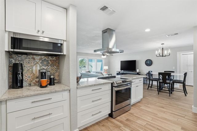 5315 PELICAN BOULEVARD, Cape Coral, FL 33914