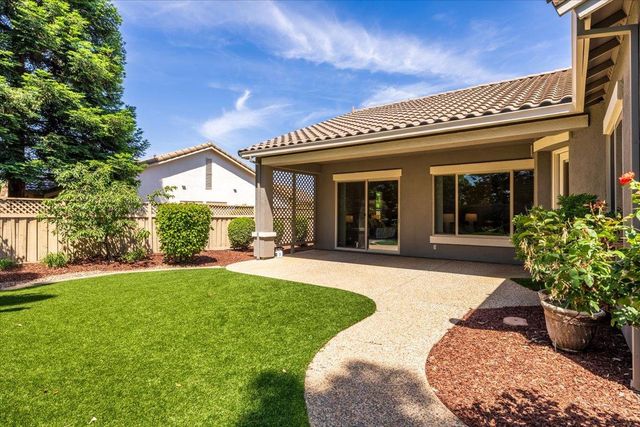 1905 Mary Rose Ln, Lincoln, CA 95648