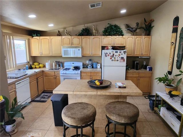 31120 Avenida La Gaviota, Cathedral City, CA 92234