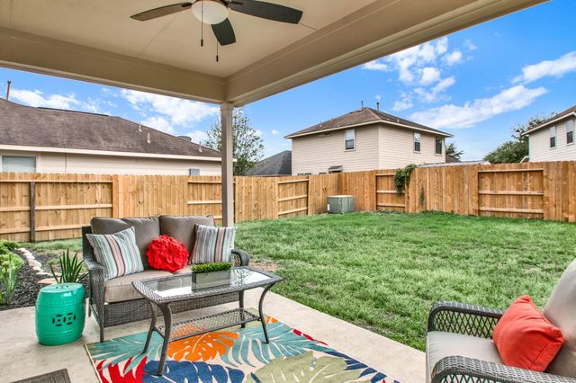 19103 Bressingham Drive, Tomball, TX 77375