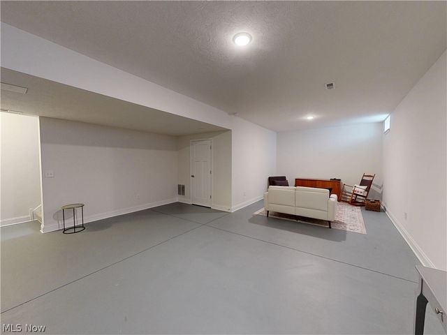 3609 Ludgate Road, Shaker Heights, OH 44120