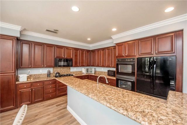 2815 Douglas Way, Corona, CA 92882