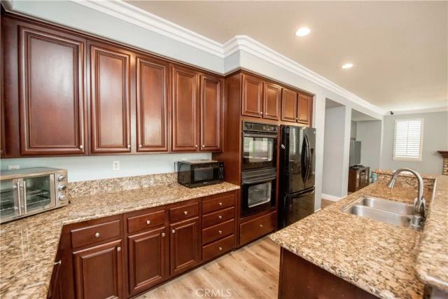 2815 Douglas Way, Corona, CA 92882