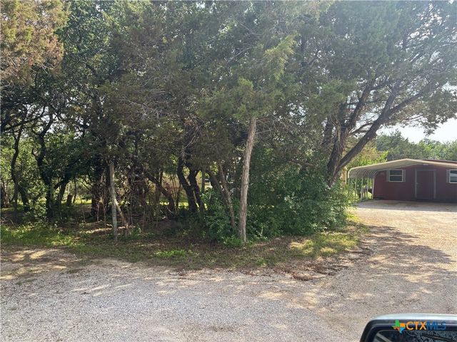 382 & 372 County Road 4450, Kempner, TX 76539
