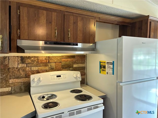 382 & 372 County Road 4450, Kempner, TX 76539