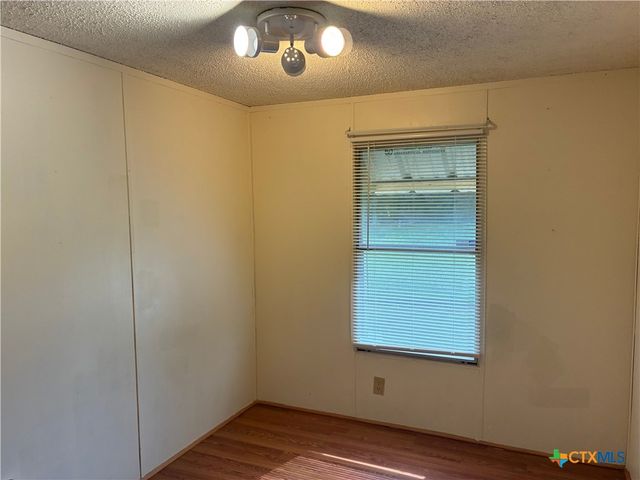 382 & 372 County Road 4450, Kempner, TX 76539