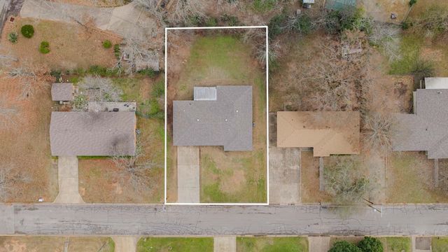 810 Sceyne Road, Kilgore, TX 75662