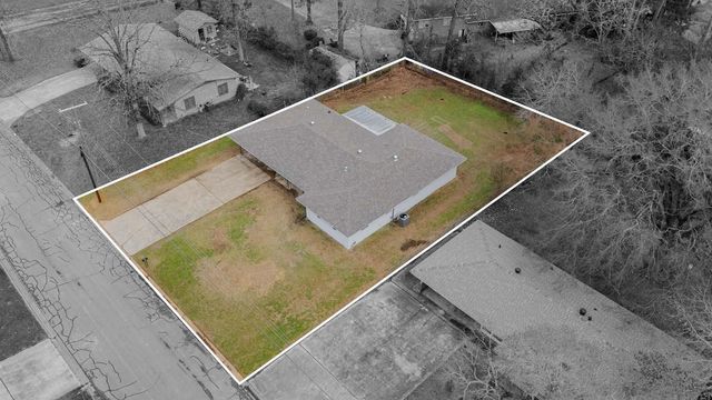 810 Sceyne Road, Kilgore, TX 75662