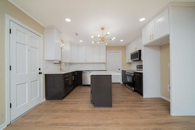 810 Sceyne Road, Kilgore, TX 75662