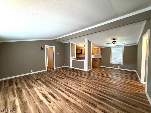 806 S Grant Boulevard, Minerva, OH 44657