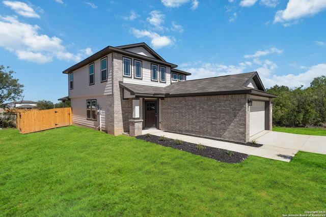 10303 Apple Pie Road, San Antonio, TX 78224