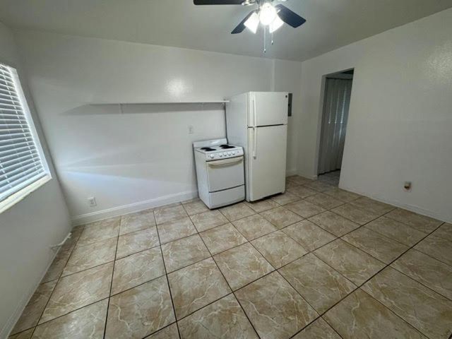 316 NE 3rd St 2, Hallandale Beach, FL 33009