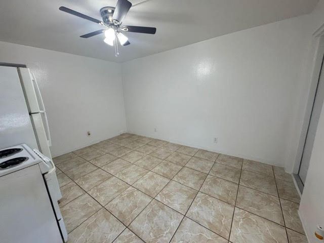 316 NE 3rd St 2, Hallandale Beach, FL 33009
