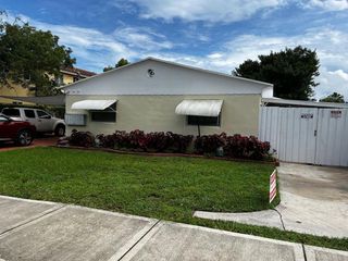 316 NE 3rd St 2, Hallandale Beach, FL 33009