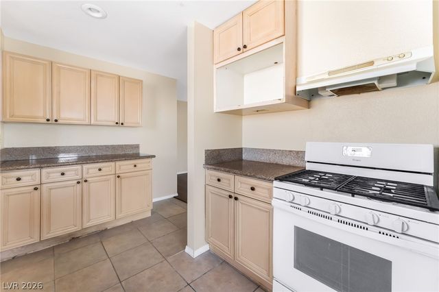 3490 North Pecos Road, Las Vegas, NV 89115